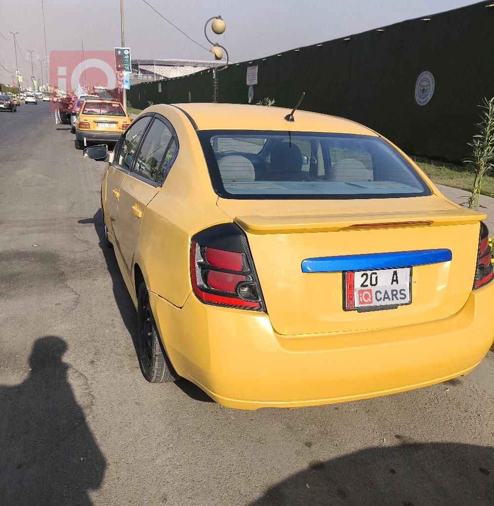 نیسان سێنترا